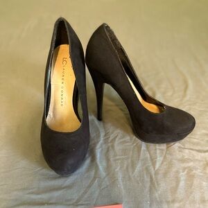 LC Lauren conrade suede pumps